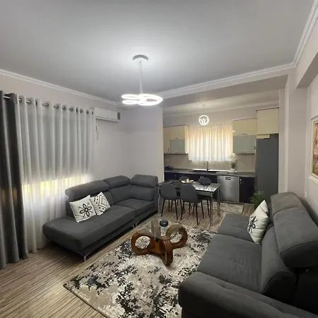 At Blloku Apartmán Tirana