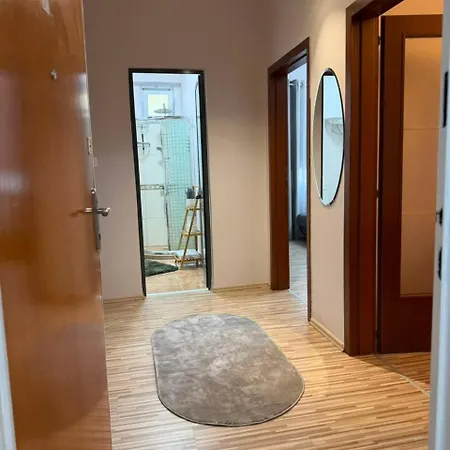 At Blloku Apartmán Tirana